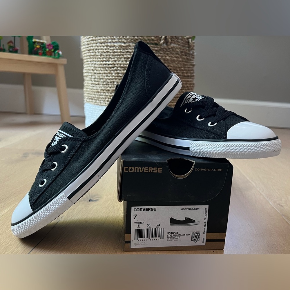 Converse Womens All Star Ballet Lace Shoes 7 New